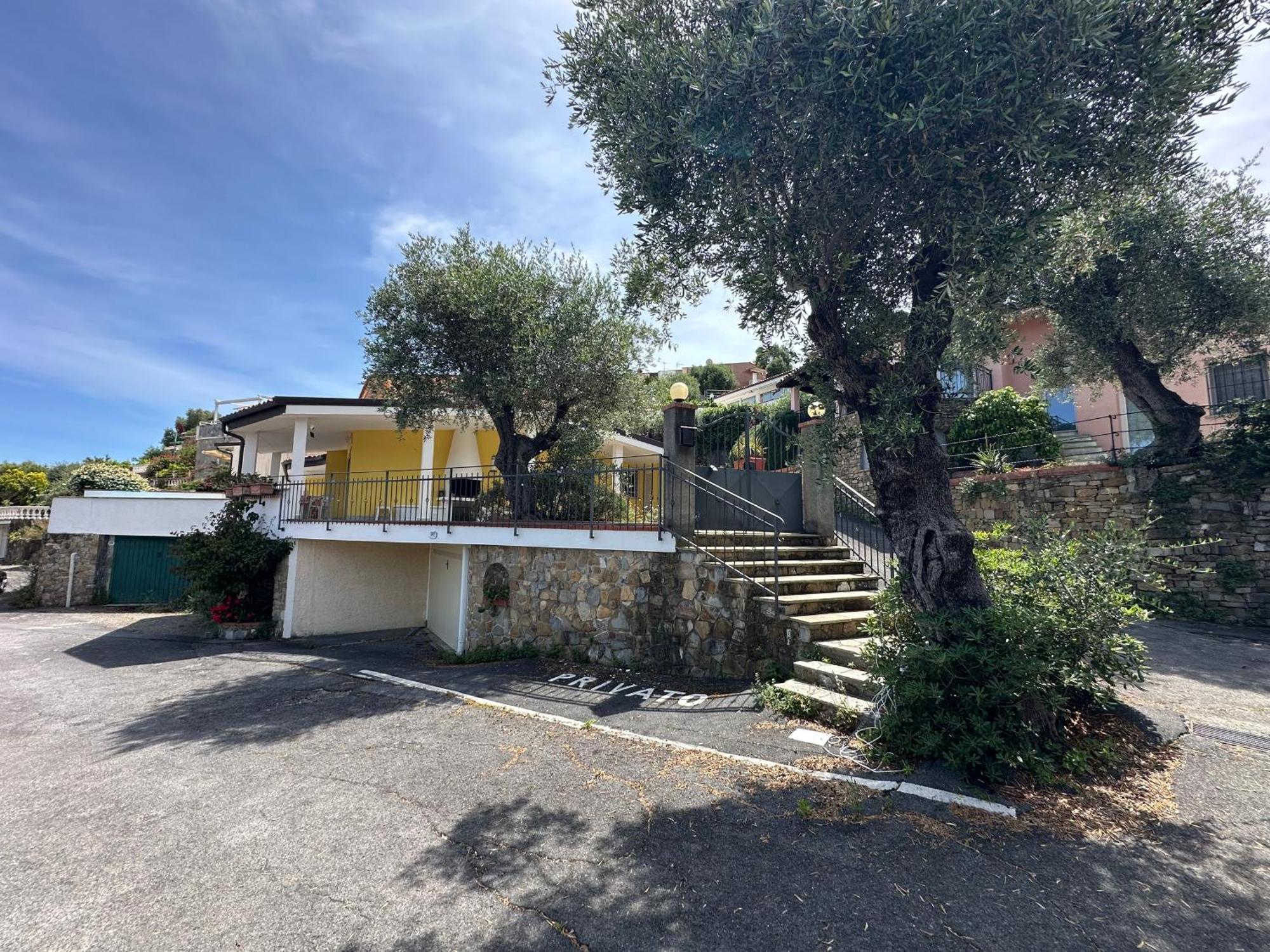 Villa Jone Diano Marina Exterior photo