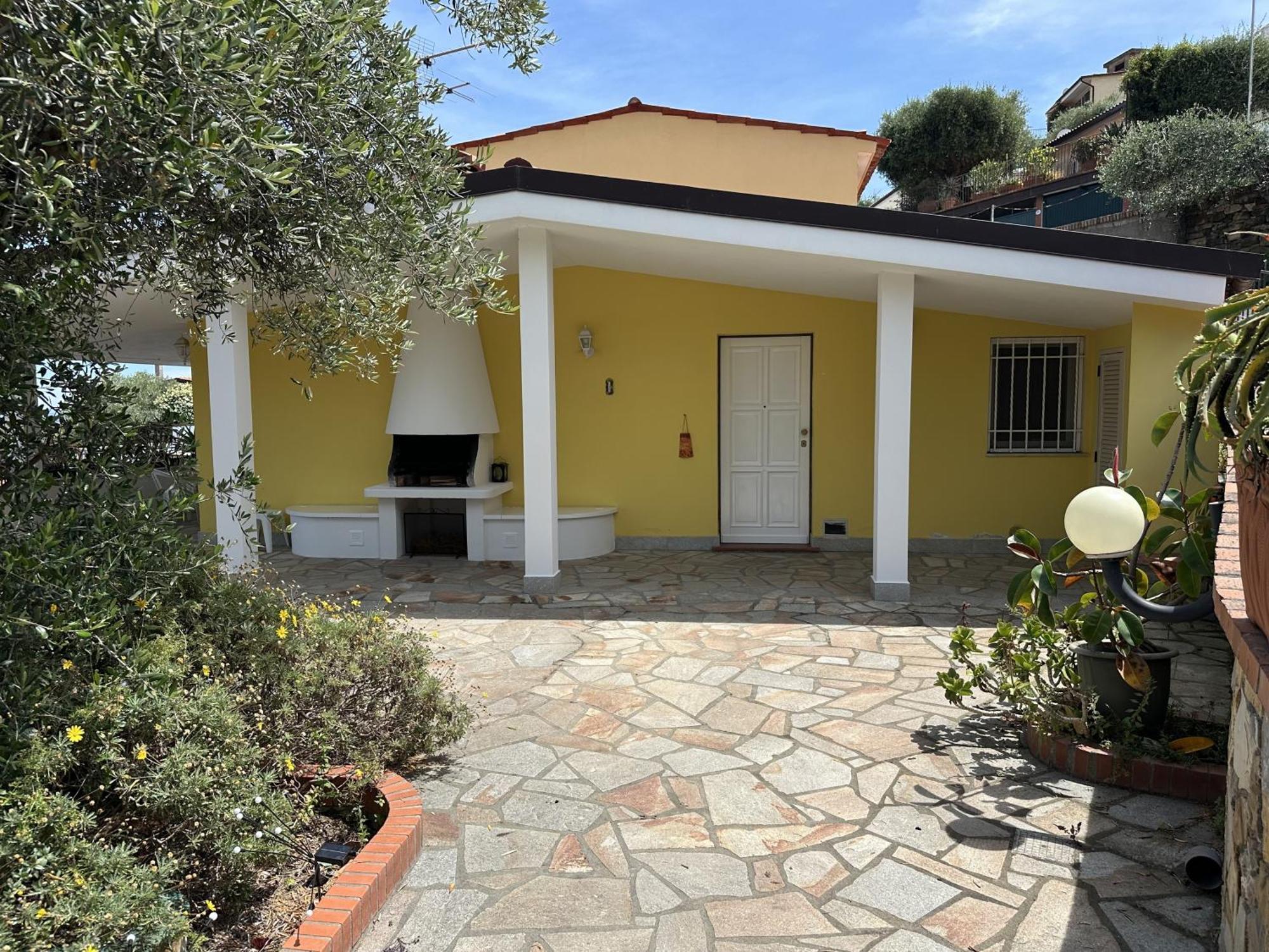 Villa Jone Diano Marina Exterior photo