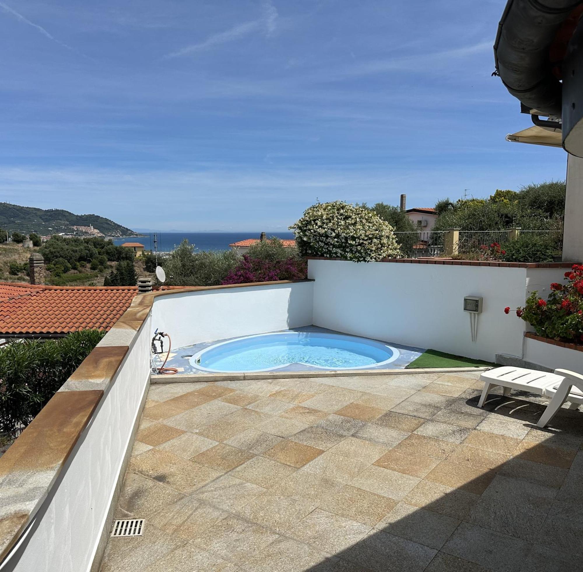 Villa Jone Diano Marina Exterior photo